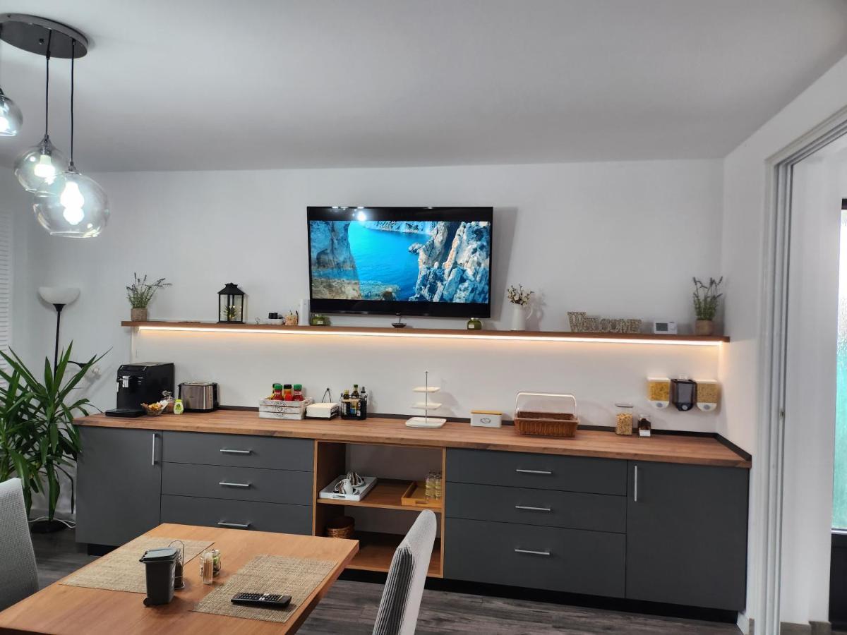 Armina'S Residence Dumbravita  Екстериор снимка